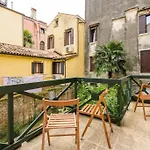 Borgo Canal View By Sarlux * Wenecja