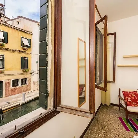 公寓 Borgo Canal View *