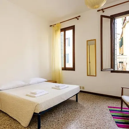 Borgo Canal View 公寓 威尼斯