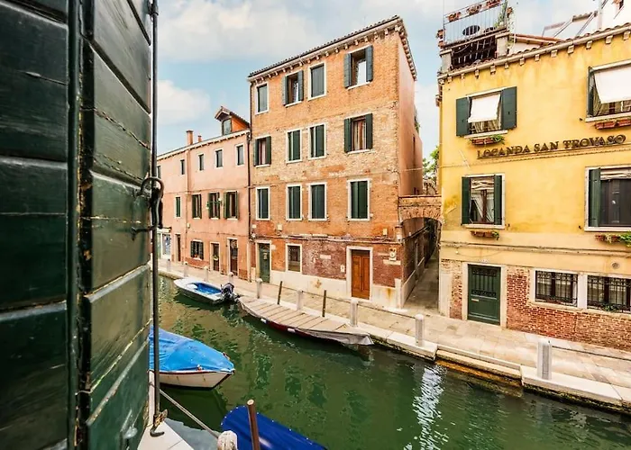 Borgo Canal View By Sarlux *