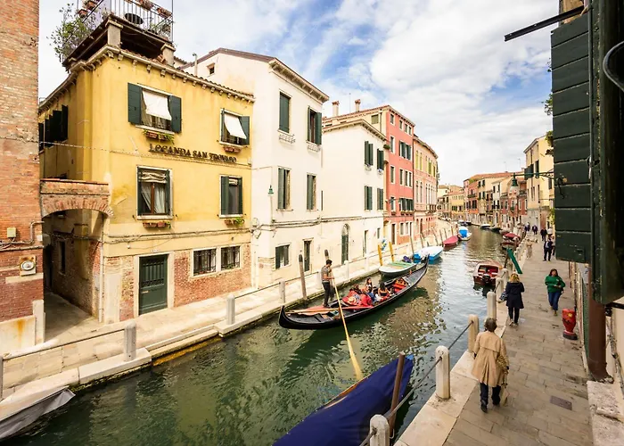 Borgo Canal View By Sarlux Apartament *